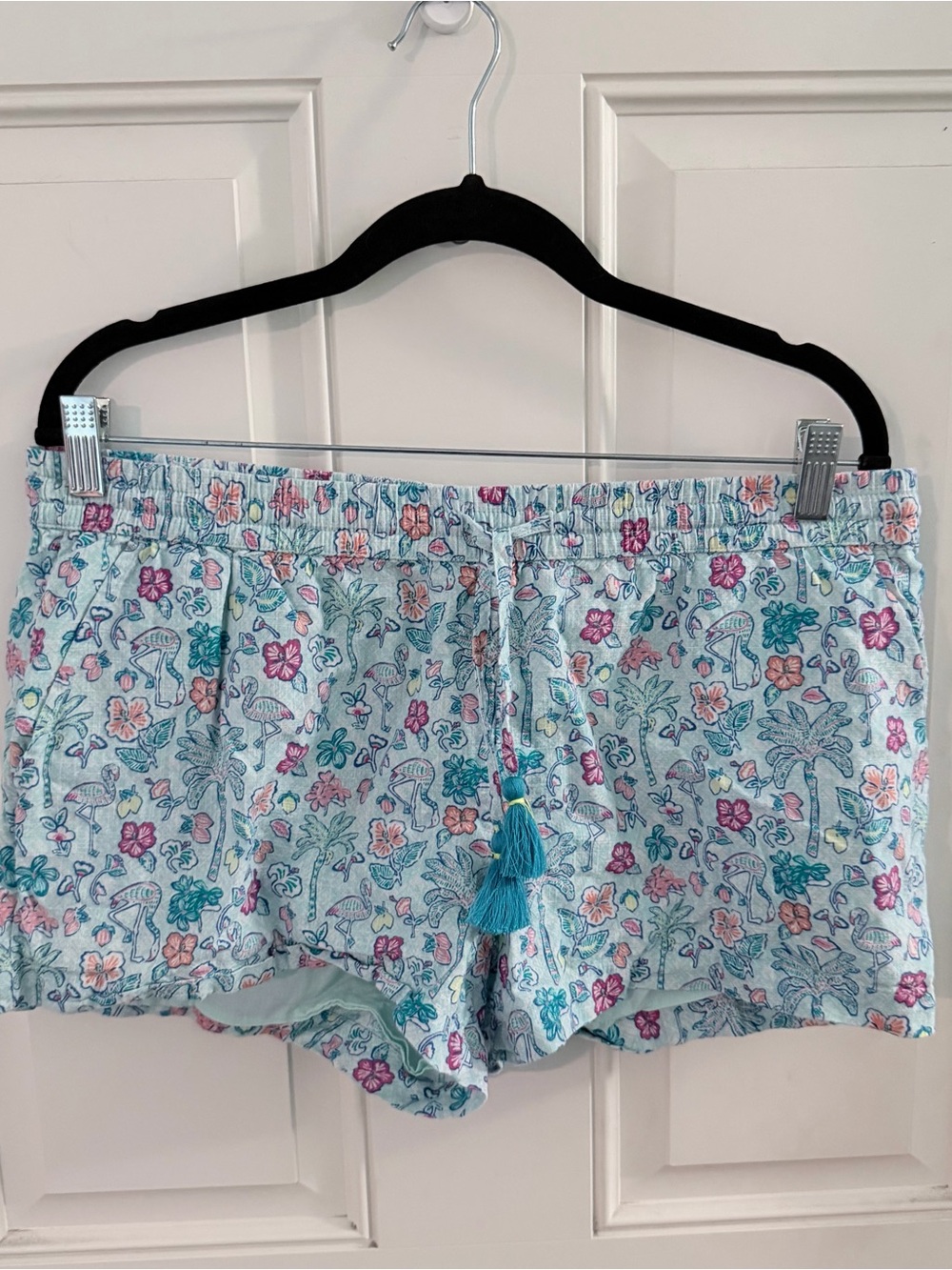 Vineyard Vines Tropical Flamingo Shorts M | Floral Tassel Drawstring
